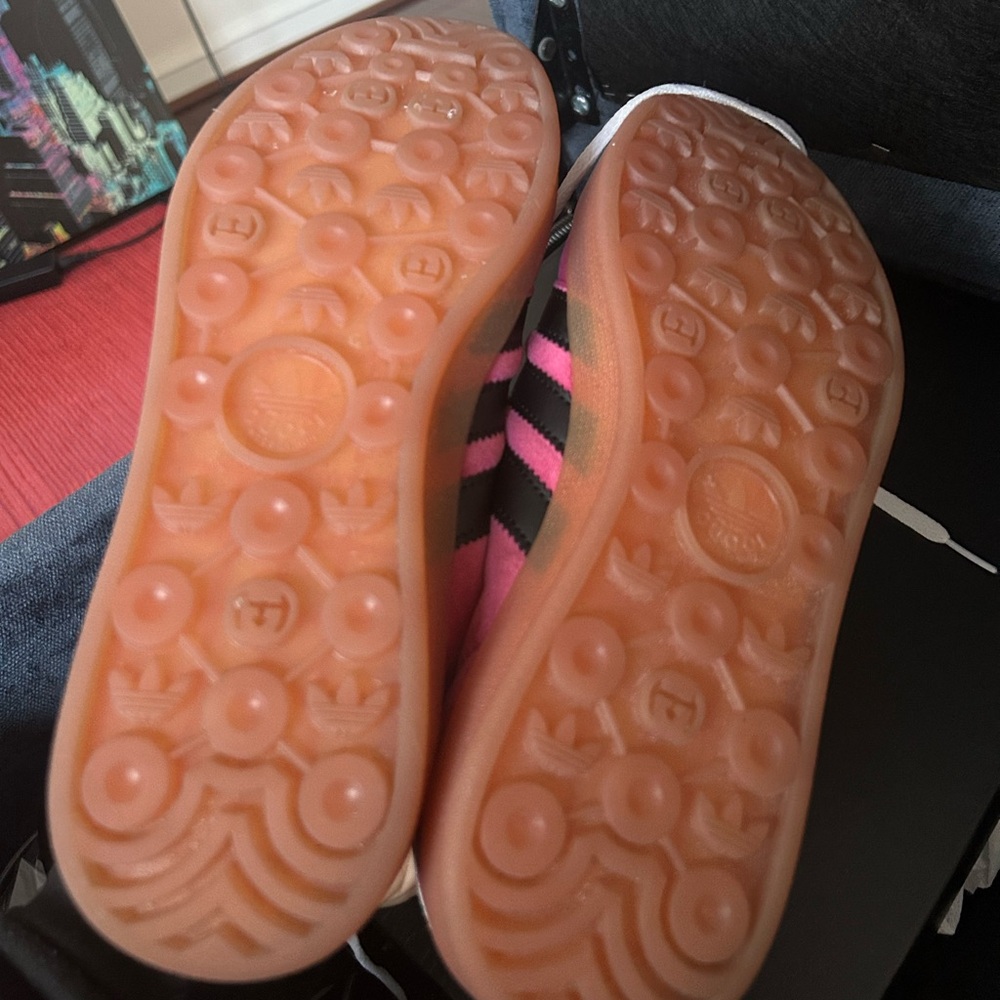 Adidas pink gazelle shoes GG 9/ 40 - Picture 6 of 7